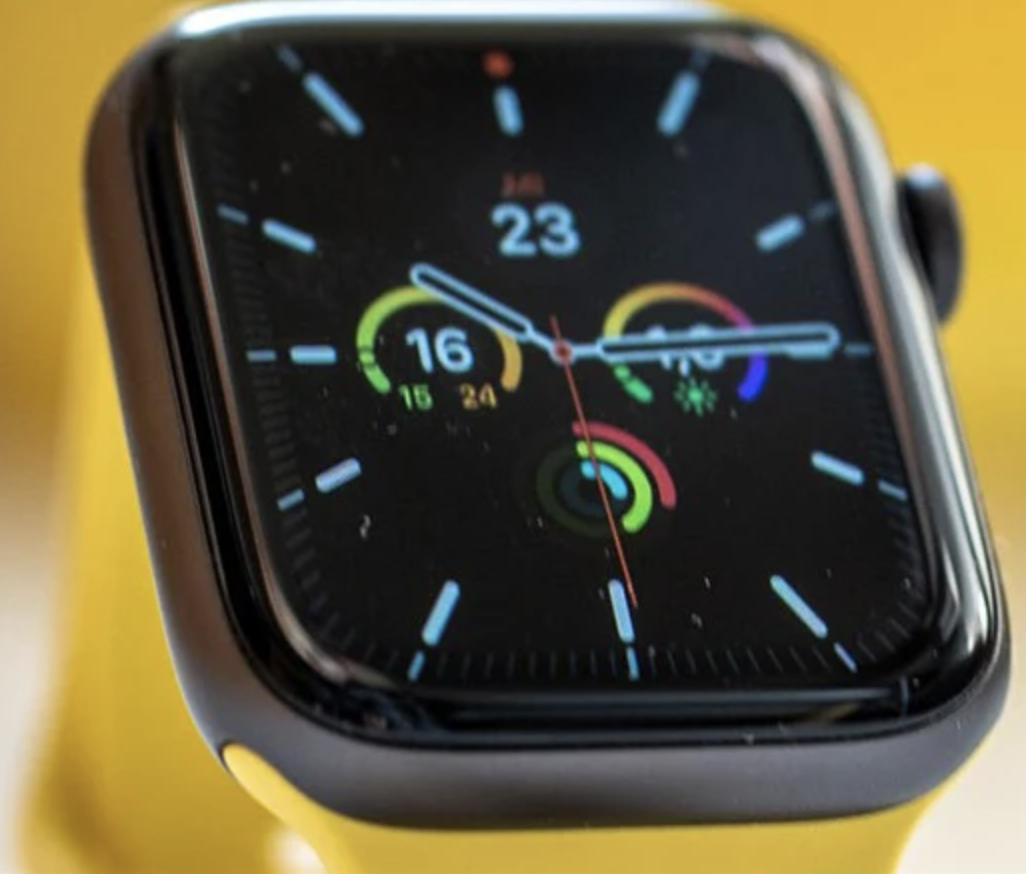 Apple Watch 2022 màn Retina