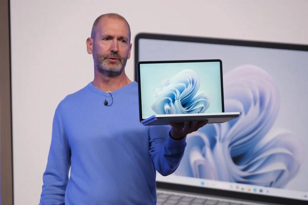 Surface Laptop Studio 2 Được Microsoft giới thiệu vào tháng 9/2023