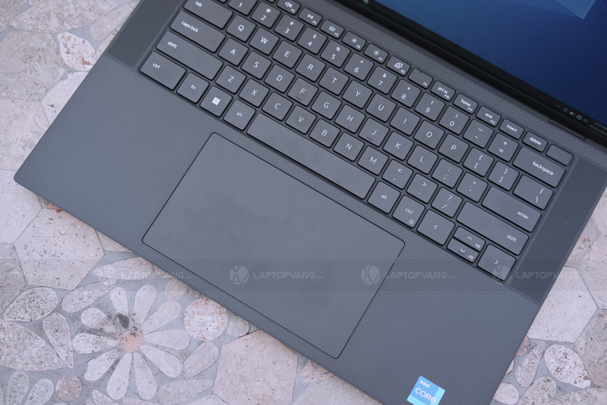 Bàn phím và TrackPad