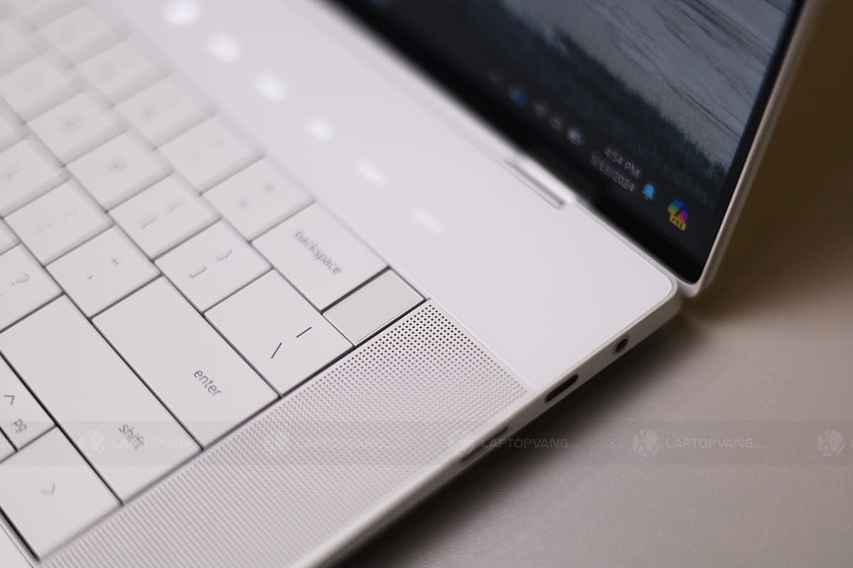 Dell XPS 16 9640 Vân Tay