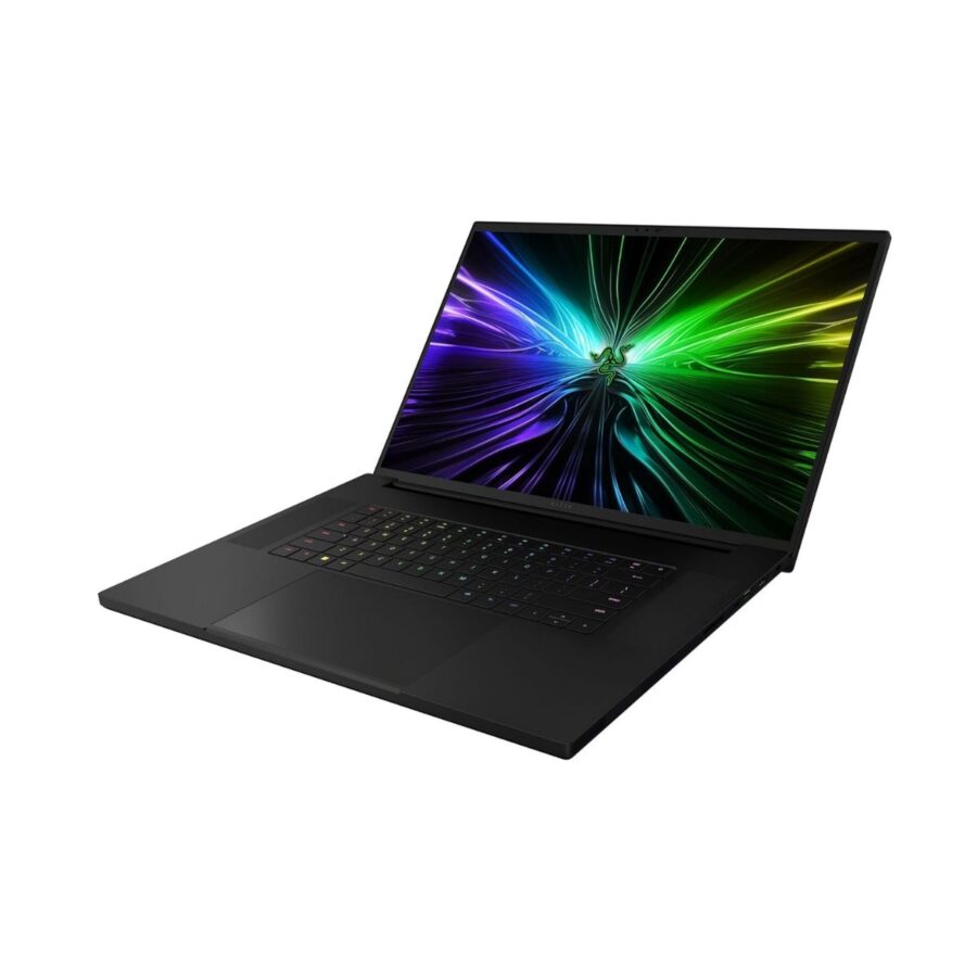 Cạnh phải Razer Blade 18 2024
