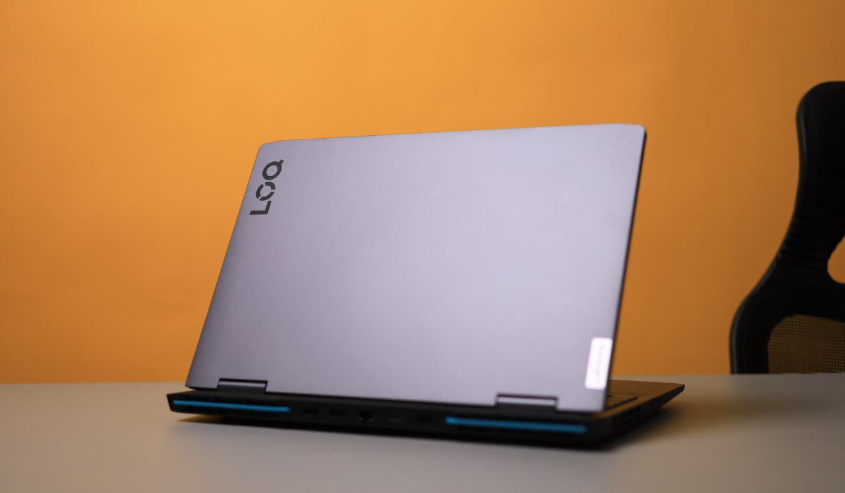 New Lenovo LOG 15IRH8