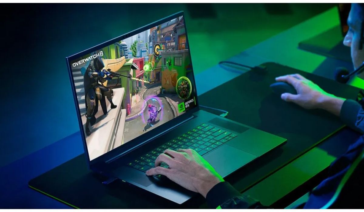 Blade 18 2024 cho hiệu suất tốt khi chơi game