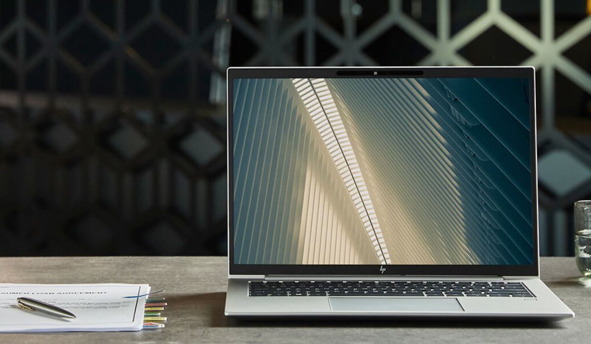 Laptop văn phòng vẻ ngoài sang trọng