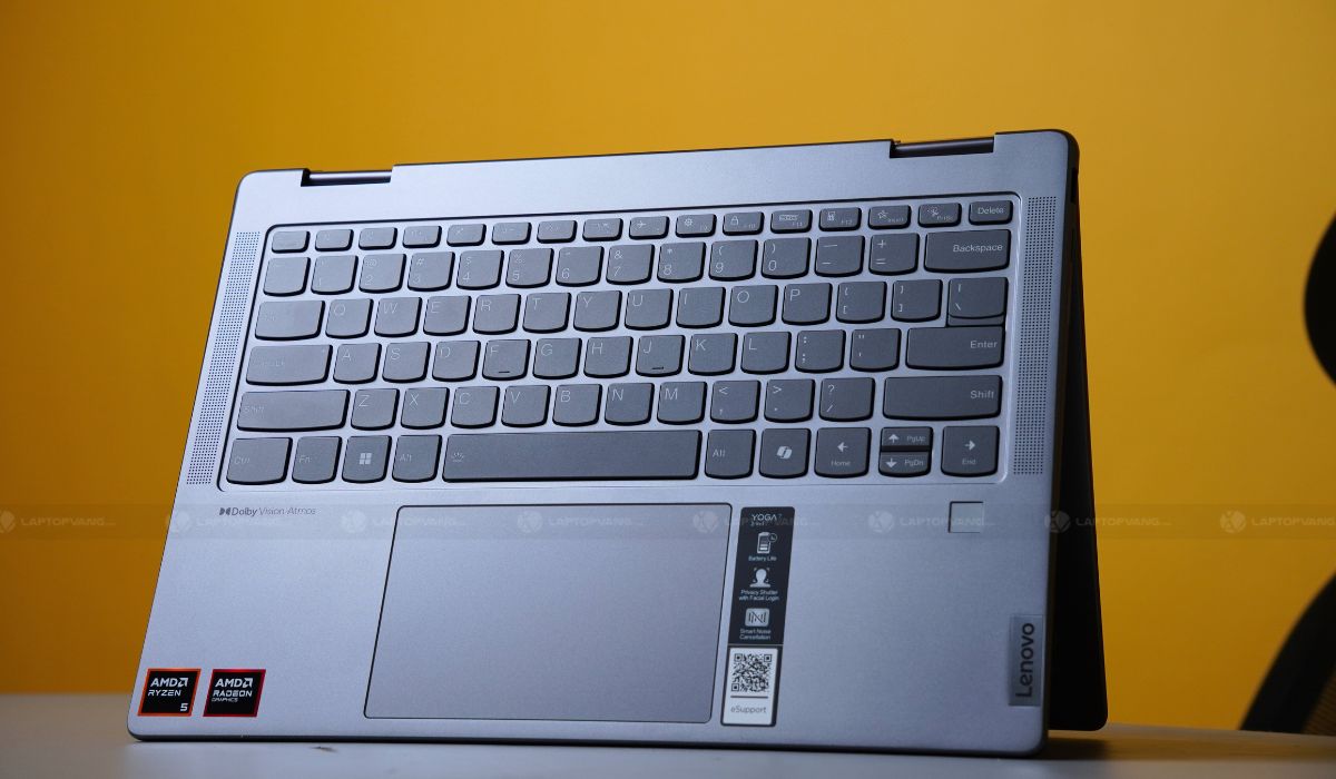 Bàn phím và touchpad của Lenovo 7i 2-in-1 14IML9