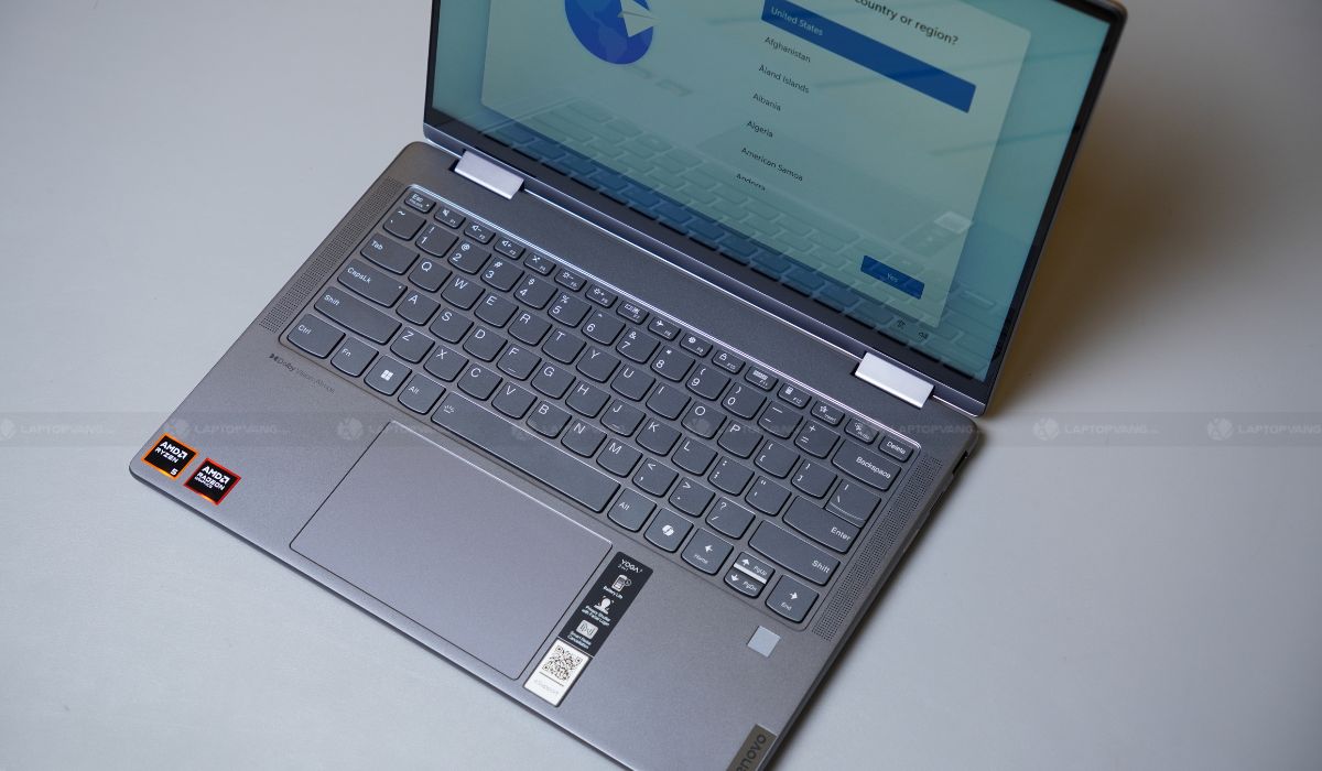 Thiết kế của Lenovo Yoga 7 14AHP9 (AMD)