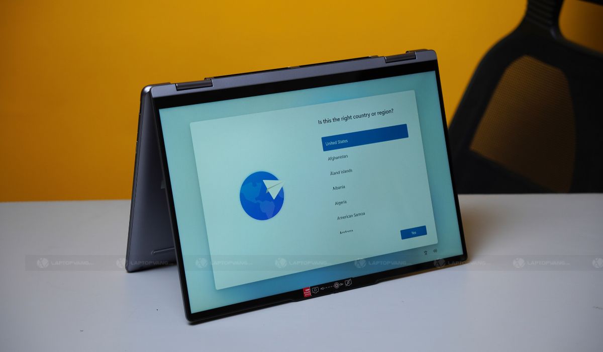 Yoga 7i 2 in 1 14IML9 có ngoại hình sang trọng