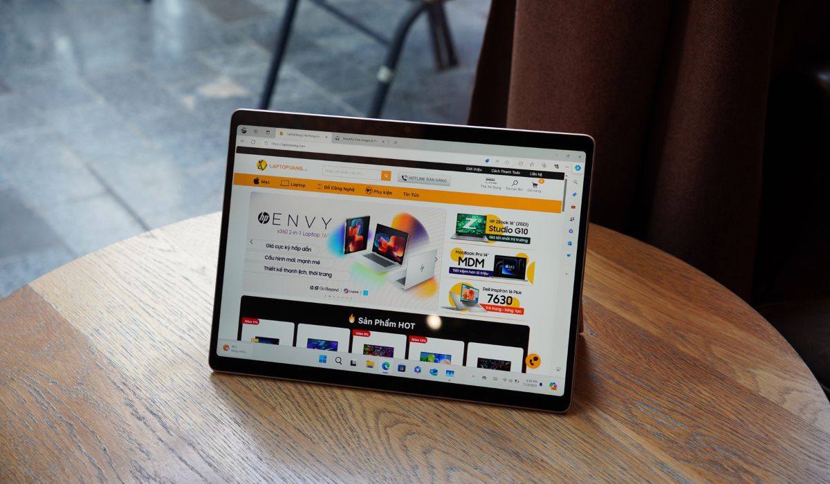 Màn hình sắc nét Surface Pro 11