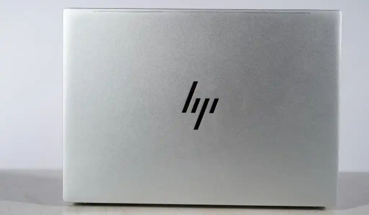 Mặt A với logo HP trang nhã