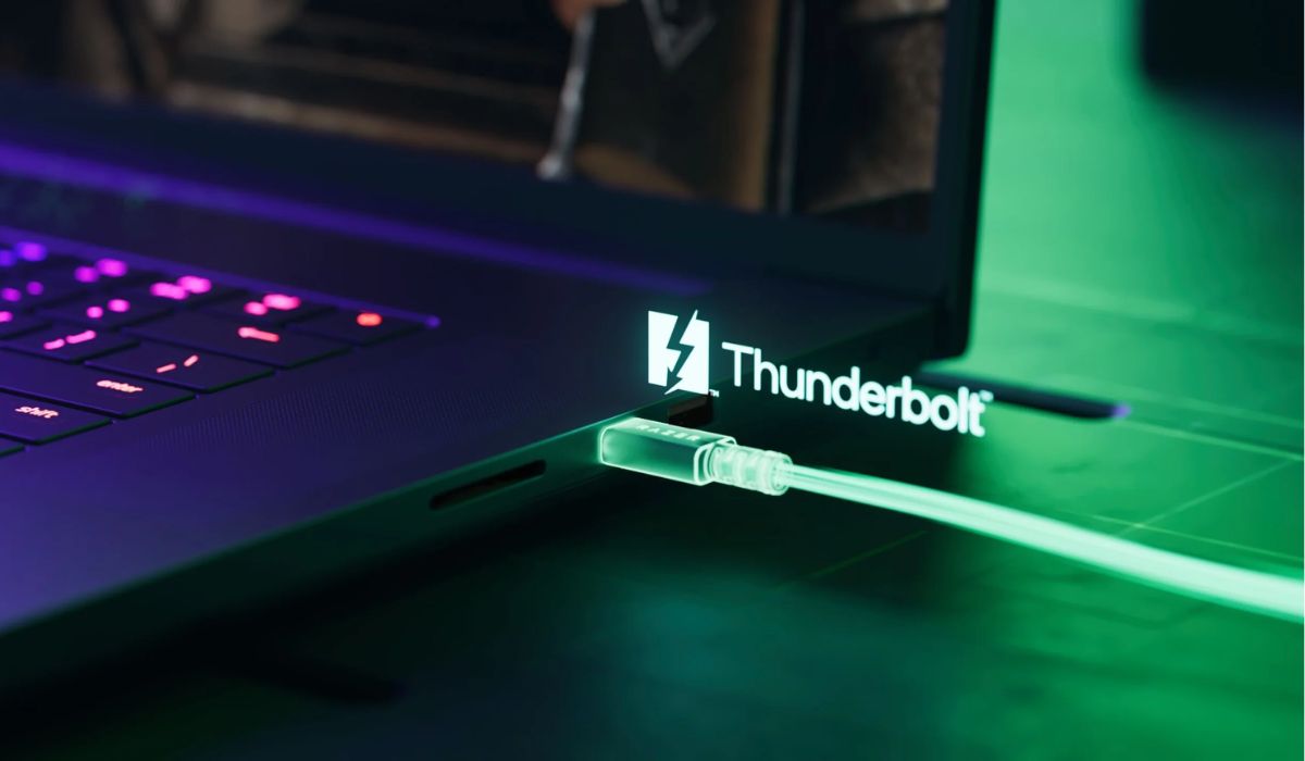 Cổng USB được nâng cấp lên Thunderbolt 5