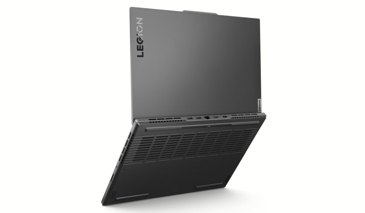 Thiết kế Legion Slim 5 16APH8