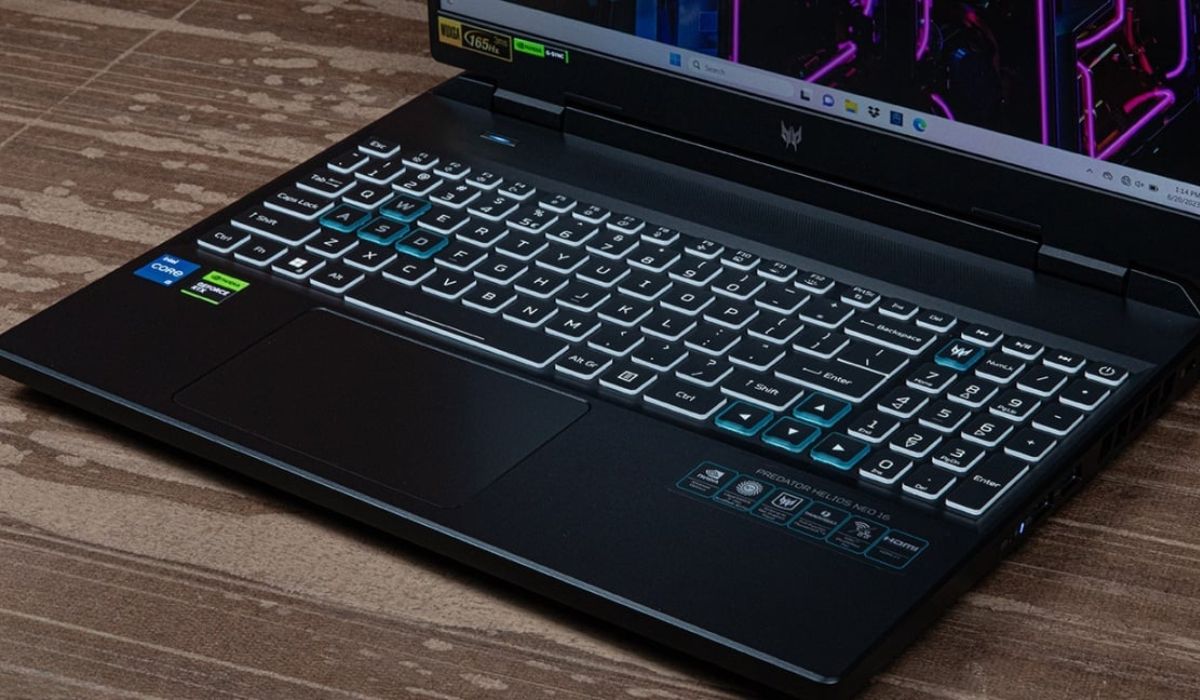 Bàn phím Acer Predator Helios 16 2023