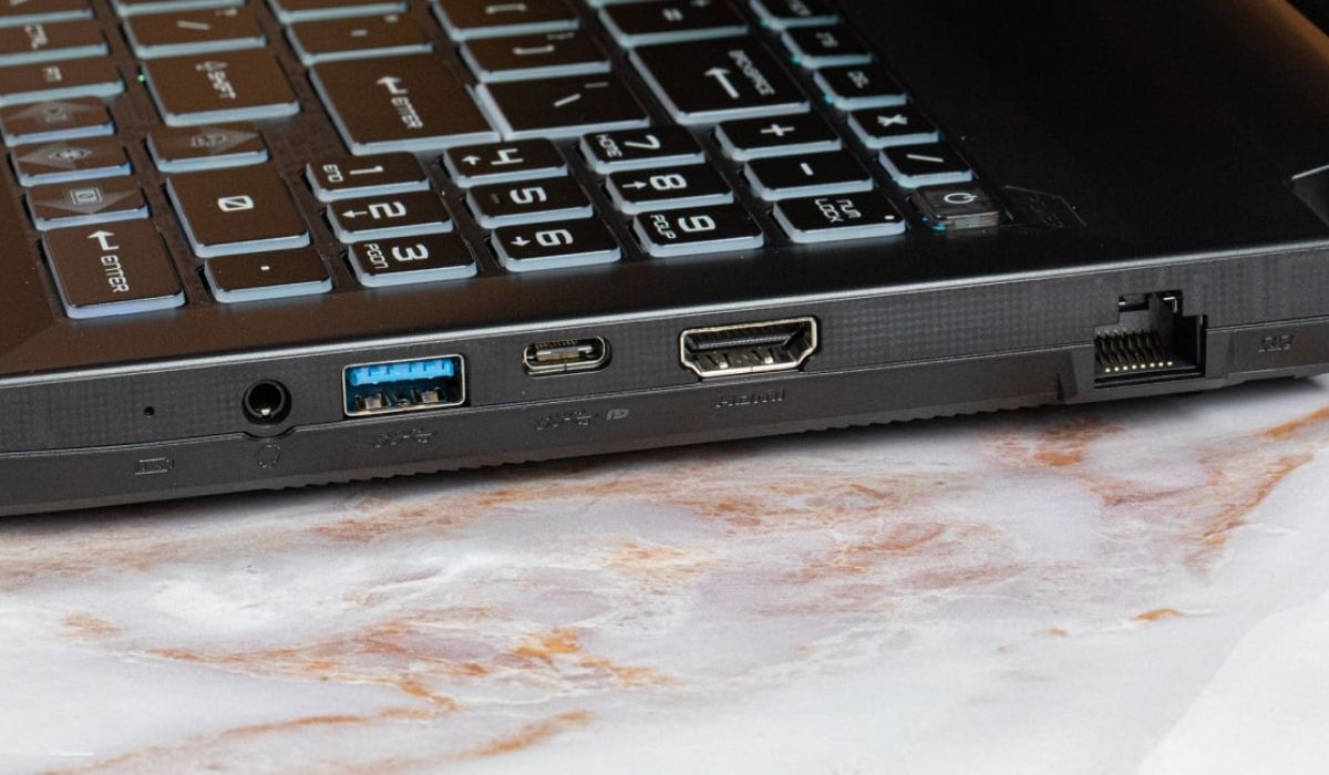 Cổng kết nối của MSI Katana A15