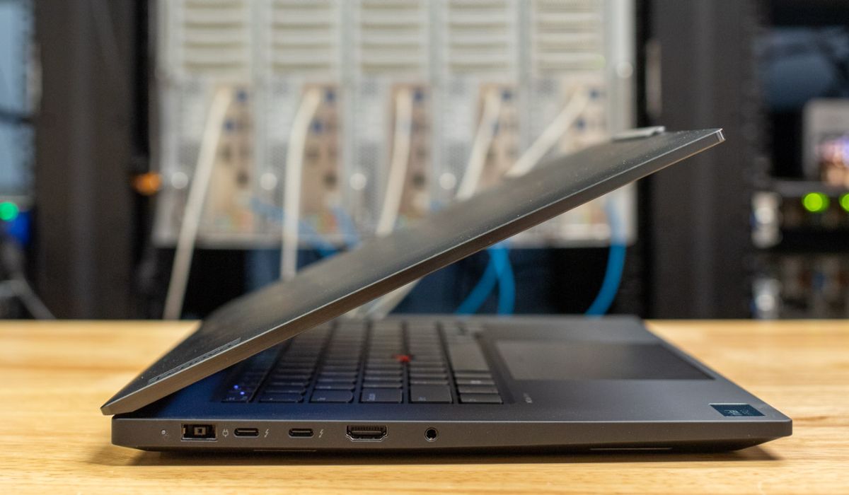 Cống của laptop