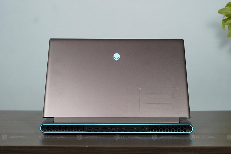 alienware m18 2023