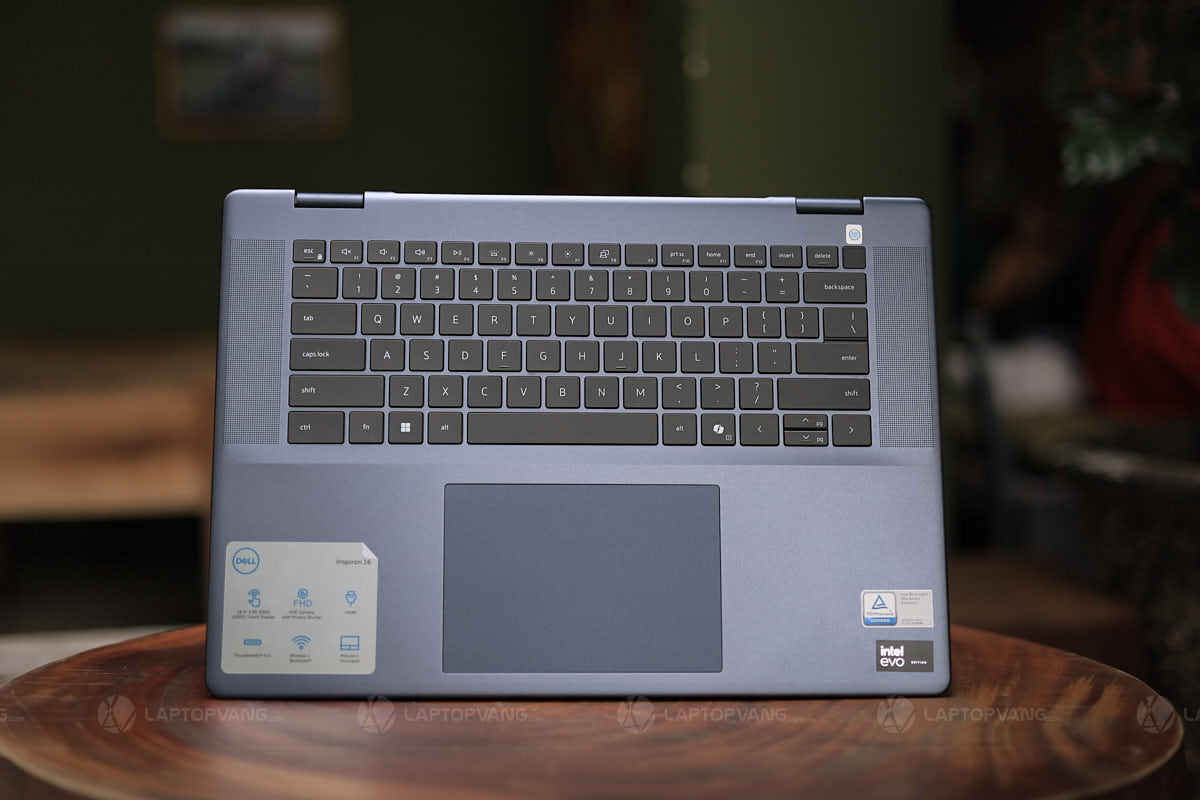 Loa và Bàn phím Dell Inspiron 7640
