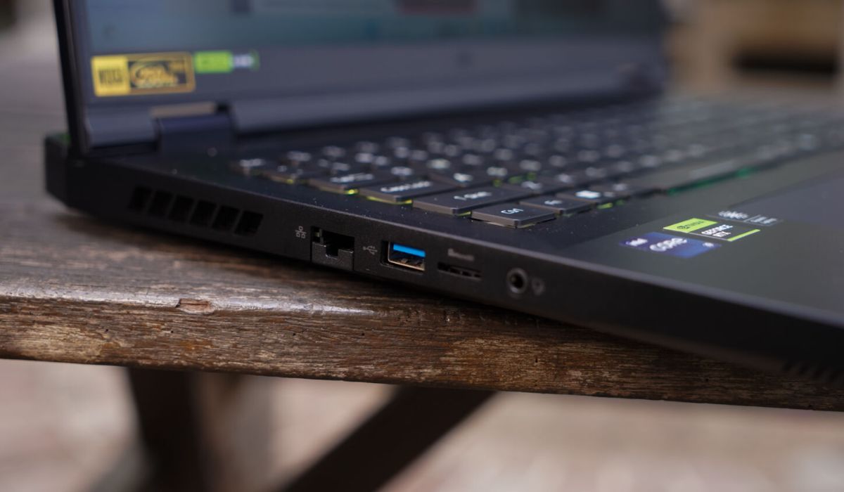 Cổng kết nối của laptop (2)