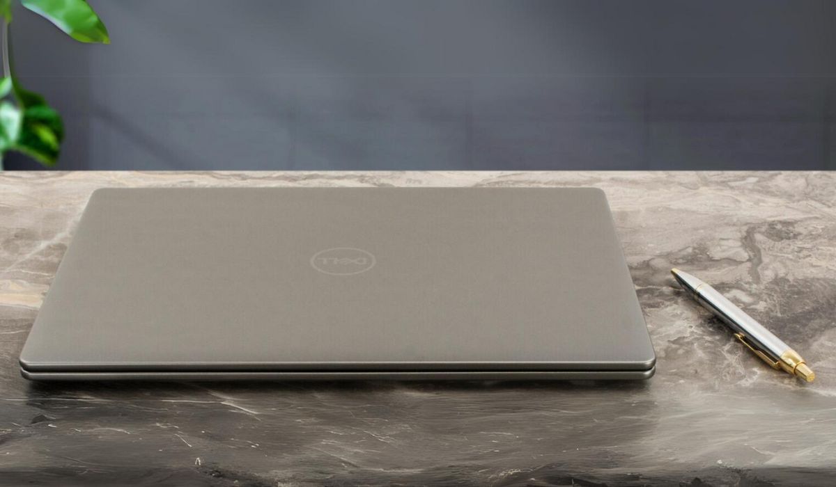 Dell Latitude 7455 với thiết kế thời trang