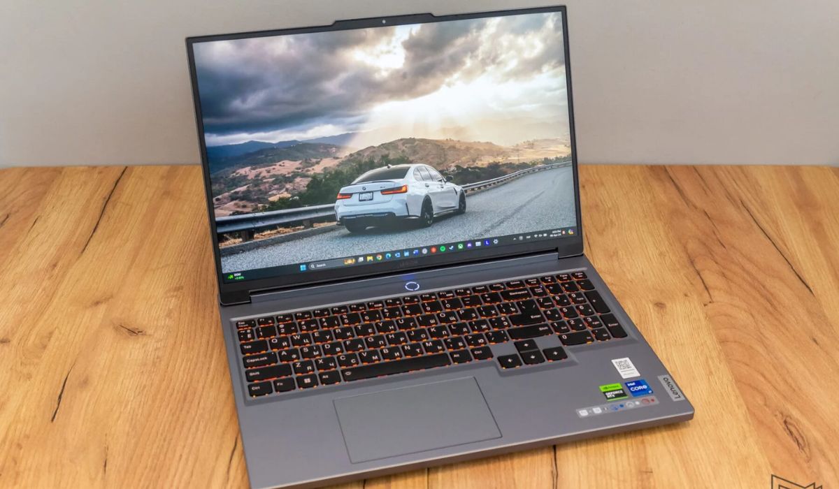 Laptop Lenovo Legion 5 hiện đại