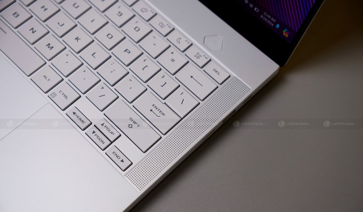 Dải loa trên Zephyrus G14 2024