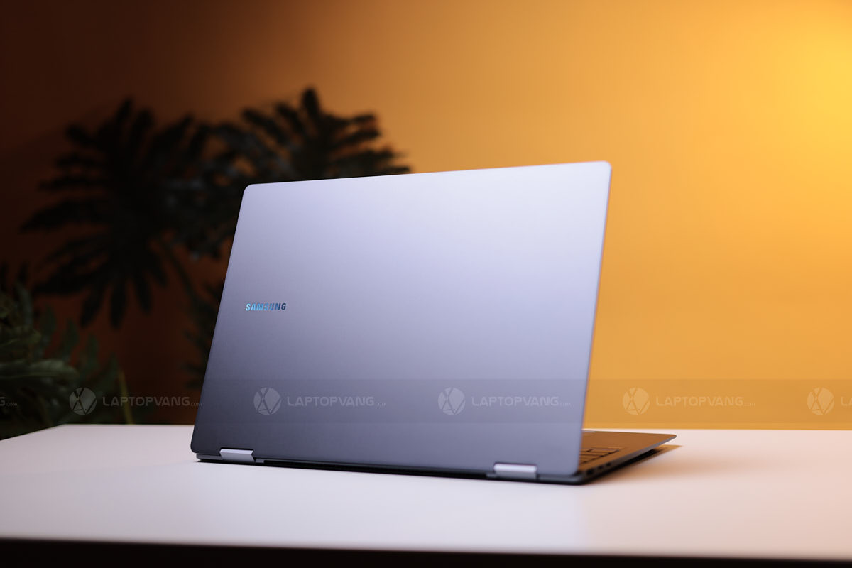 Thiết kế Galaxy Book4 Pro 360