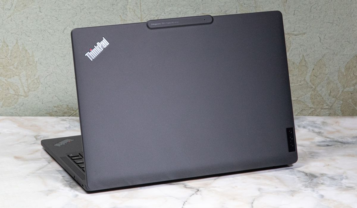 Thiết kế của ThinkPad X13s Gen 1