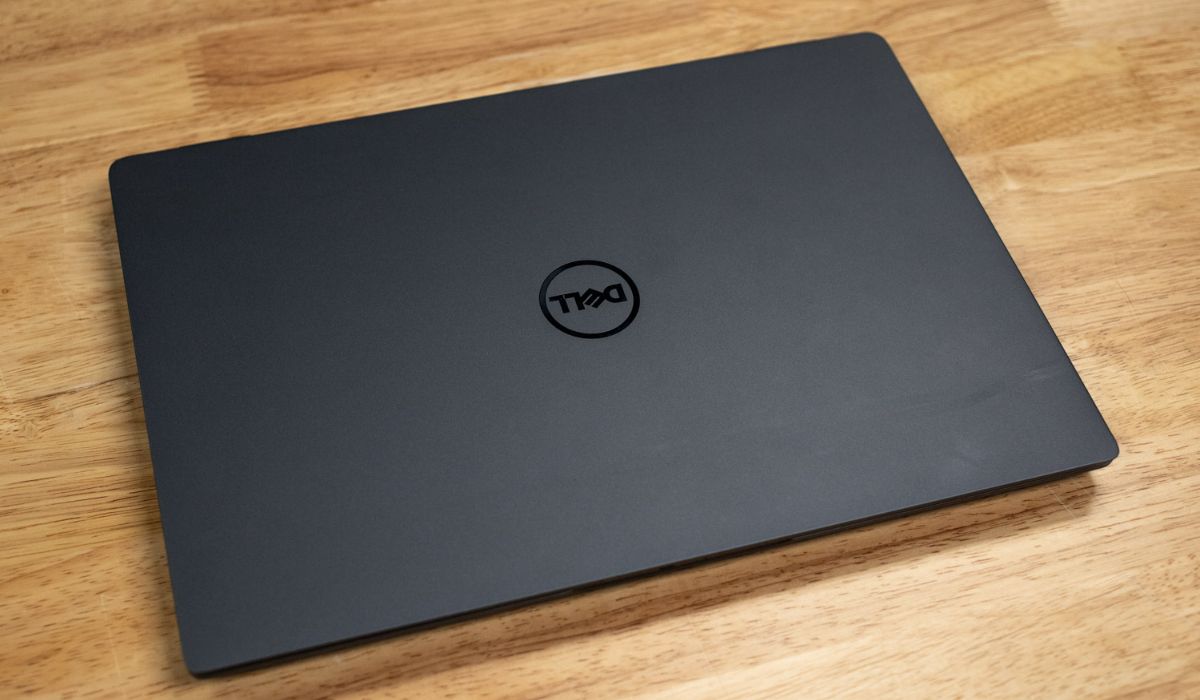 Laptop với nhiều tính năng nổi bật