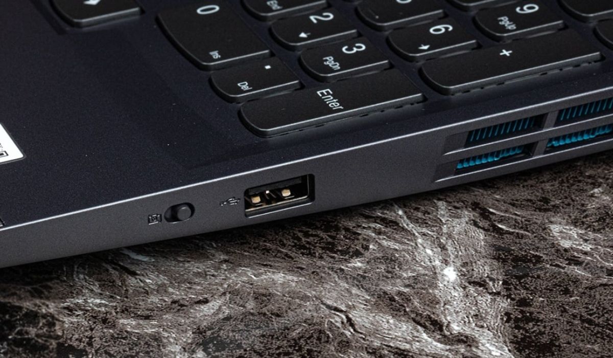 Cổng kết nối trên laptop