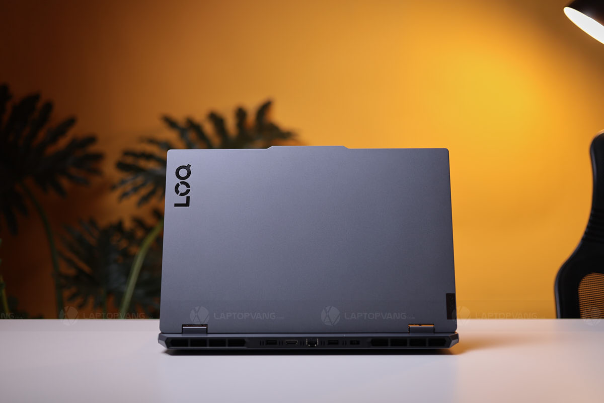 Thiết kế tổng thể LOQ 15IAX9