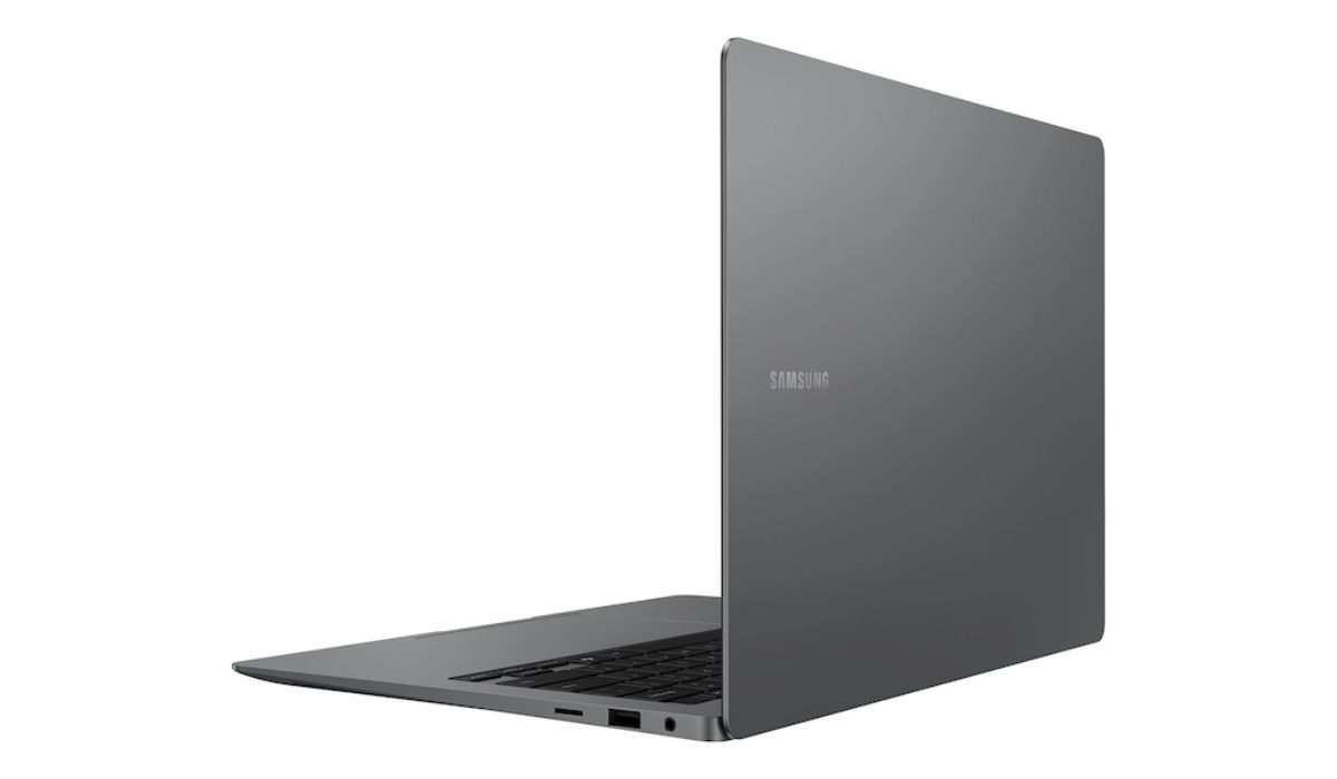 Thiết kế của Samsung Galaxy Book 5 Pro 14 inch