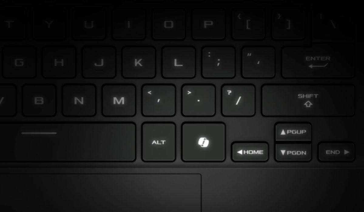 Phím Copilot trên bàn phím của ASUS TUF Gaming A14 hỗ trợ nhanh chóng
