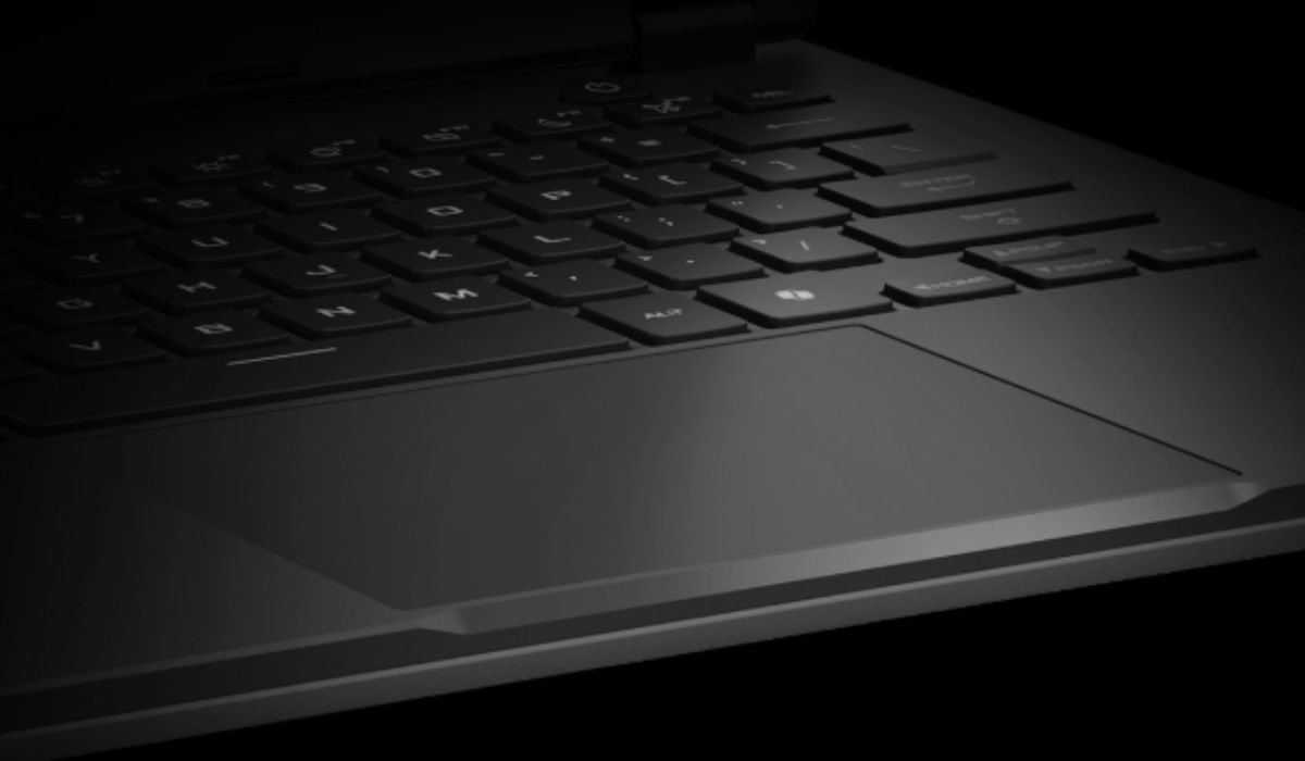 Touchpad mượt mà mang lại trải nghiệm thoải mái