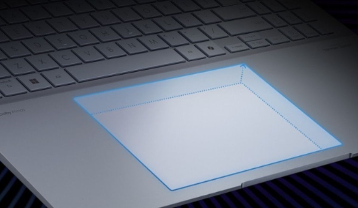 Touchpad được gia tăng kích thước, hỗ trợ làm việc thoái mái