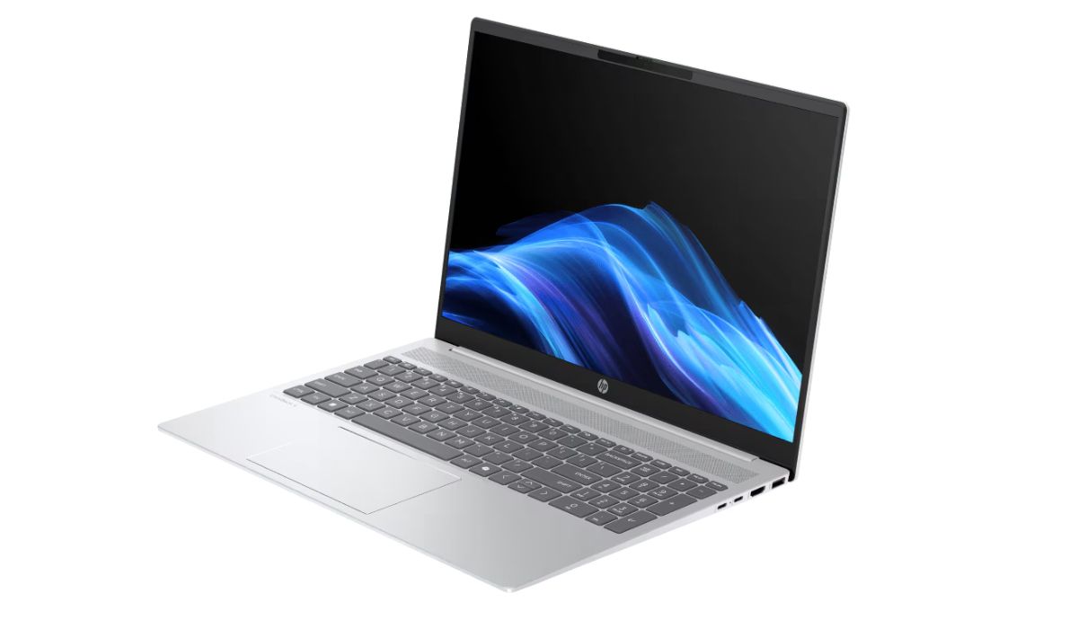 Bàn phím HP Omnibook 5 AI 16 hỗ trợ đèn backlit và khu vực phím số