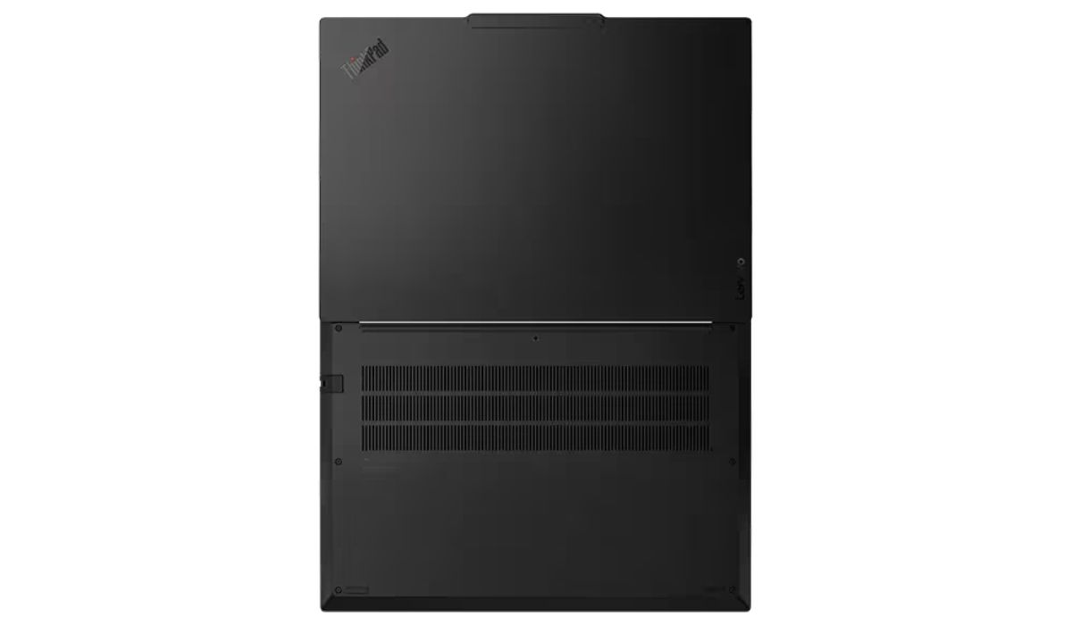 Thiết kế các khe tản nhiệt ở mặt lưng ThinkPad E14 Gen 7